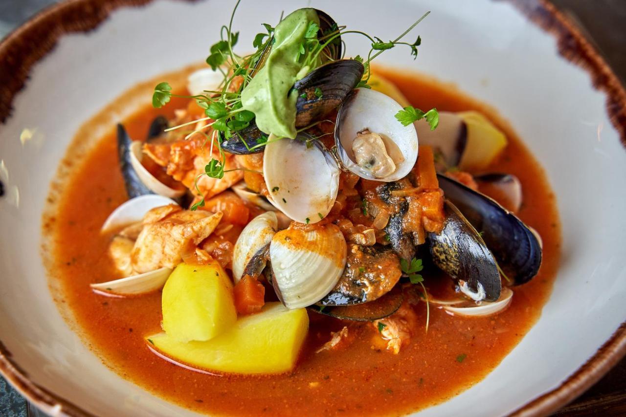 The Bower Inn บริดจ์วอเตอร์ ภายนอก รูปภาพ Clam and mussel chowder