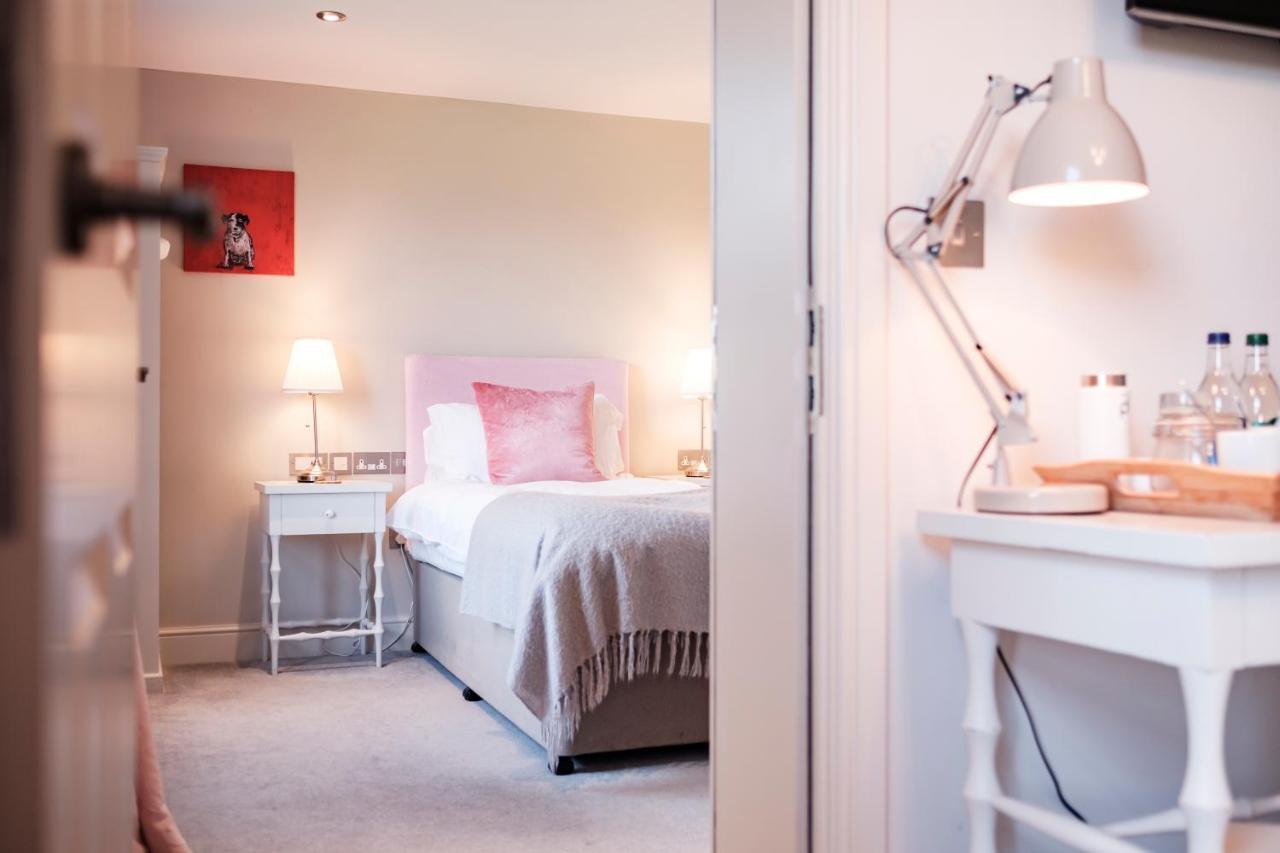 The Bower Inn บริดจ์วอเตอร์ ภายนอก รูปภาพ A room at the hotel